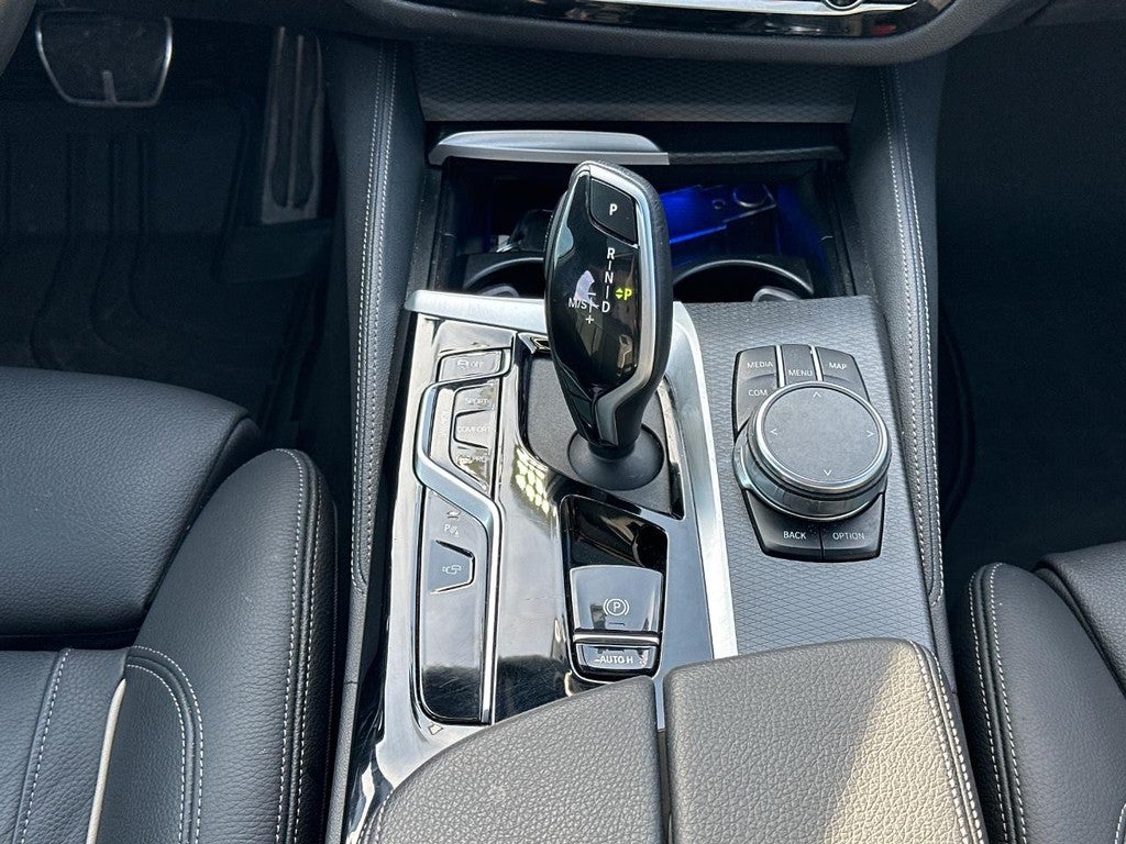 2023 BMW 5 Series M550i xDrive Sedan