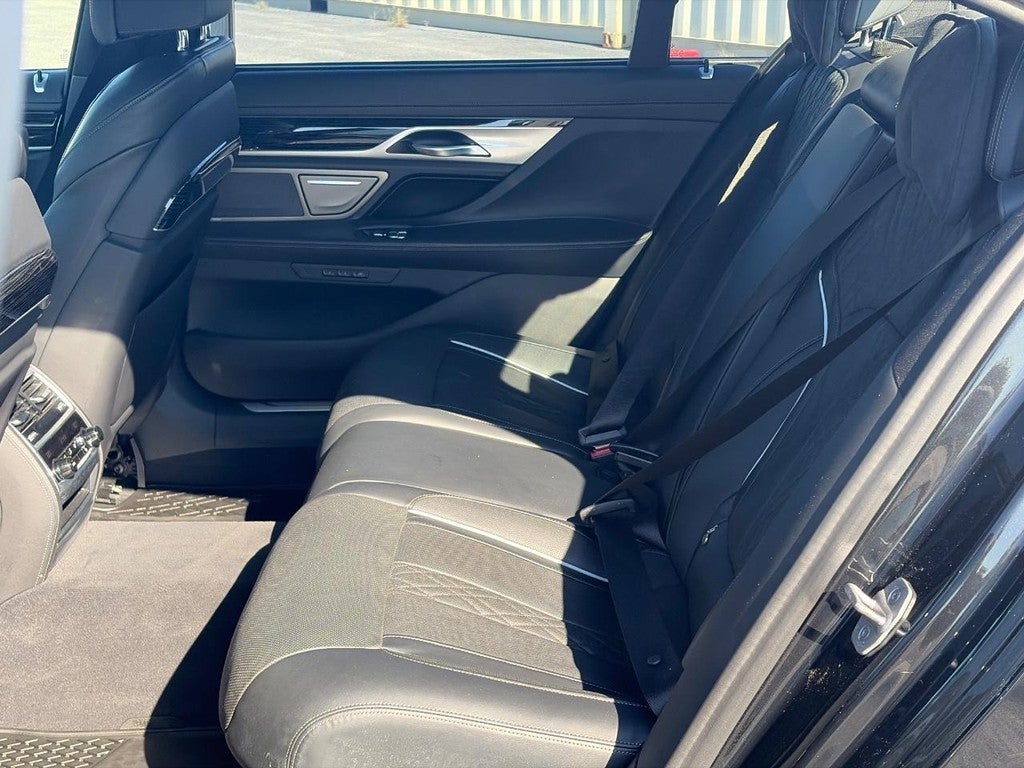 2022 BMW 7 Series 750i xDrive Sedan