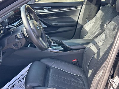 2018 BMW 5 Series M550i xDrive Sedan