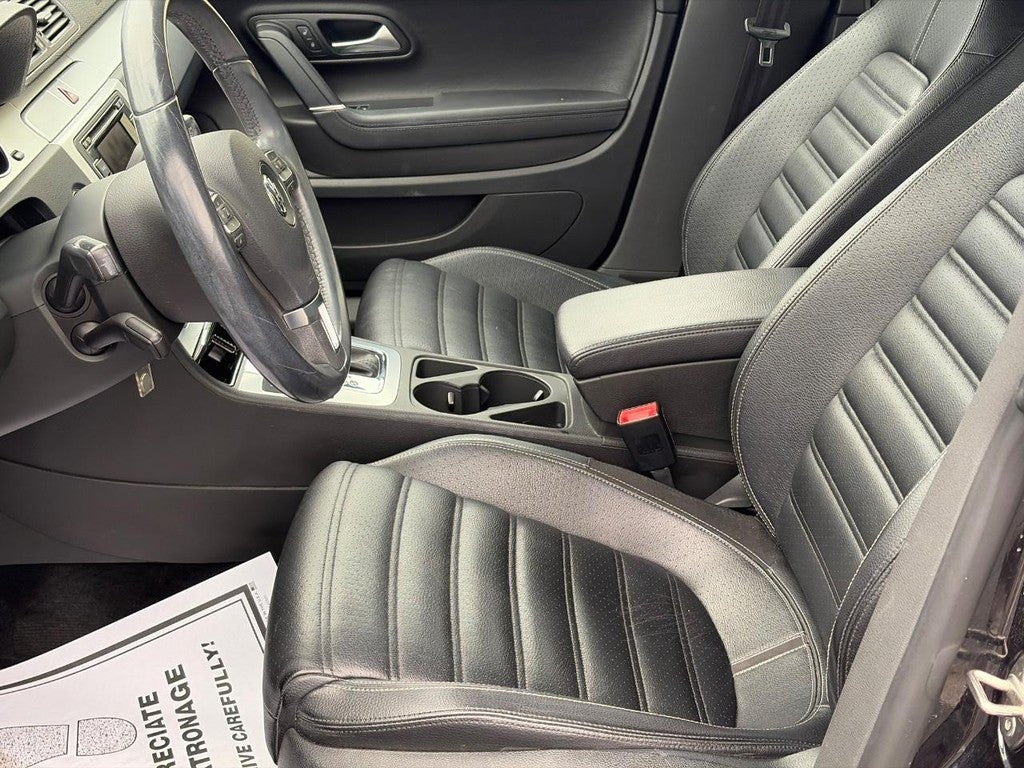 2011 Volkswagen CC 4dr Sdn Lux