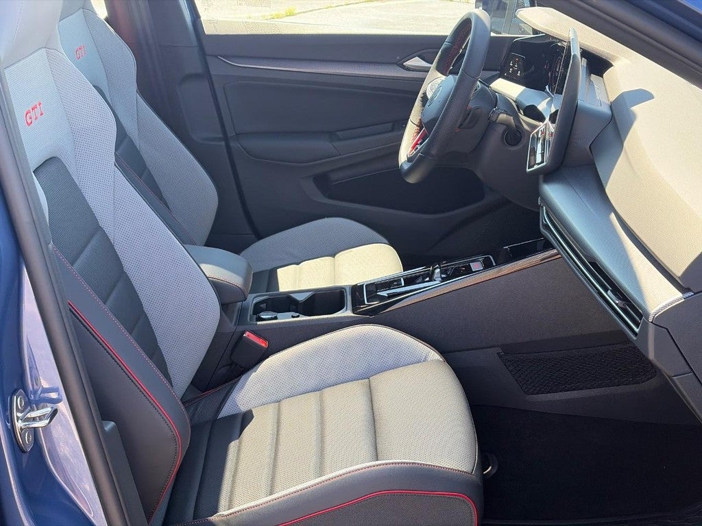 2026 Volkswagen Golf GTI 2.0T Autobahn DSG