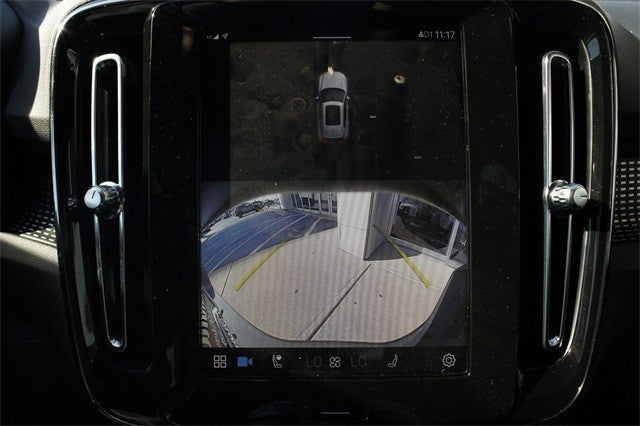 2021 Volvo XC40 Recharge P8 eAWD Pure Electric