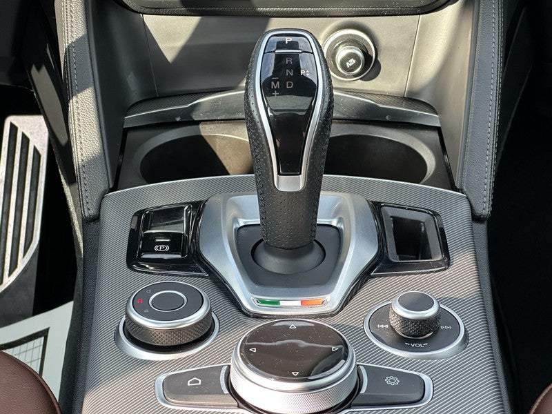 2024 Alfa Romeo Stelvio Ti AWD