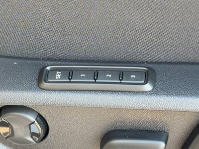 2026 Volkswagen Atlas Cross Sport 2.0T SEL R-Line Black 4MOTION