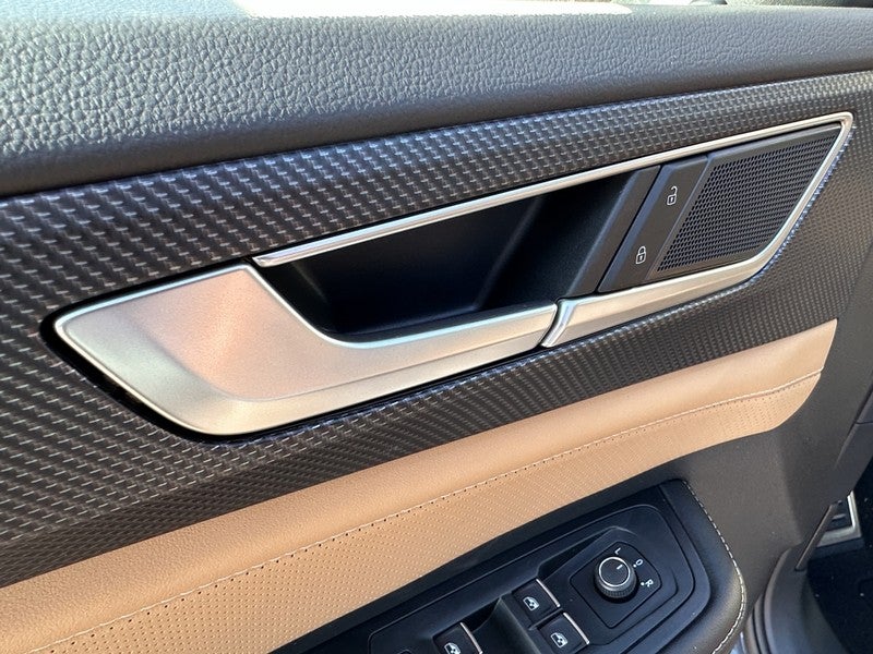 2026 Volkswagen Atlas Cross Sport 2.0T SEL R-Line Black 4MOTION