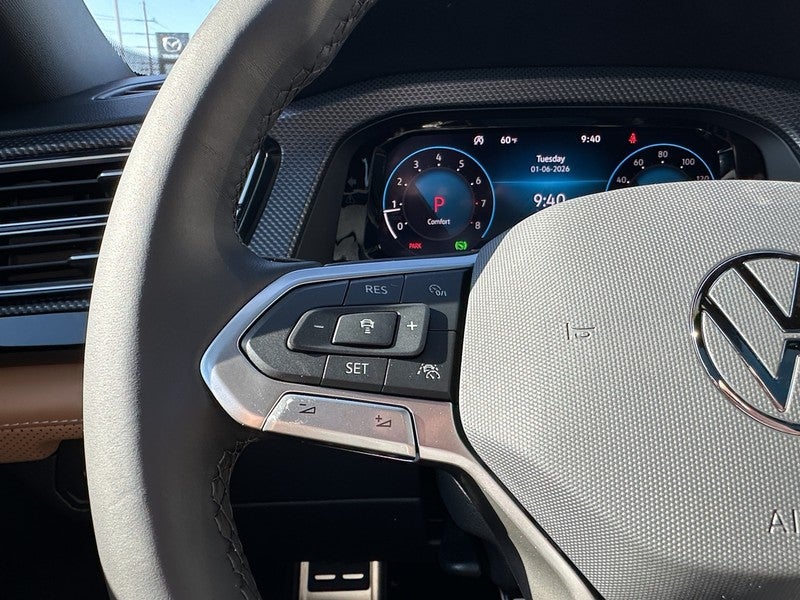 2026 Volkswagen Atlas Cross Sport 2.0T SEL R-Line Black 4MOTION