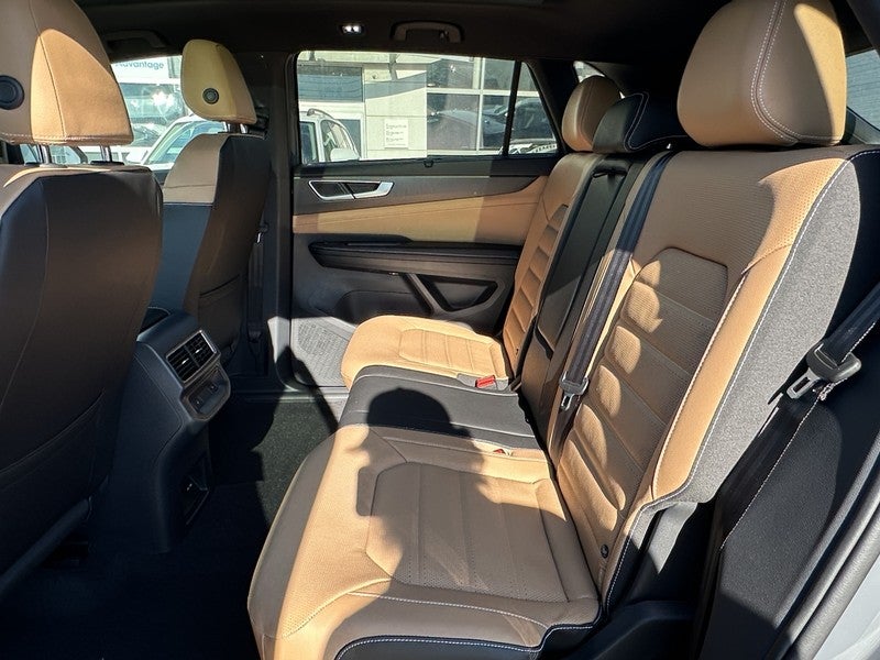 2026 Volkswagen Atlas Cross Sport 2.0T SEL R-Line Black 4MOTION