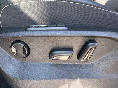 2026 Volkswagen Atlas Cross Sport 2.0T SEL 4MOTION