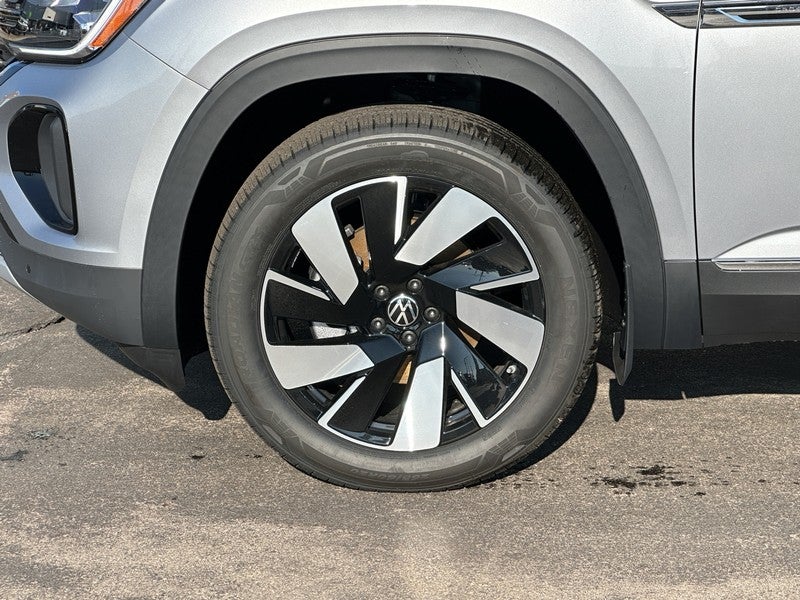 2026 Volkswagen Atlas Cross Sport 2.0T SEL 4MOTION