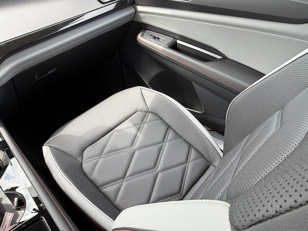 2026 Volkswagen Atlas 2.0T Peak Edition 4MOTION