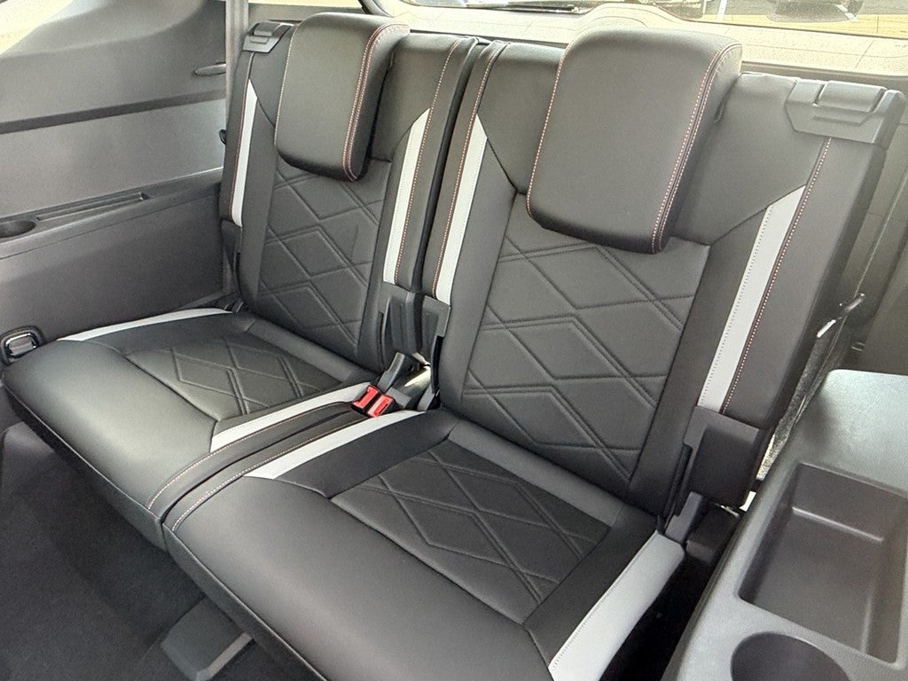 2026 Volkswagen Atlas 2.0T Peak Edition 4MOTION