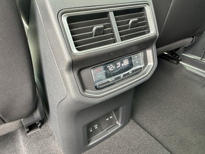 2026 Volkswagen Atlas 2.0T Peak Edition 4MOTION