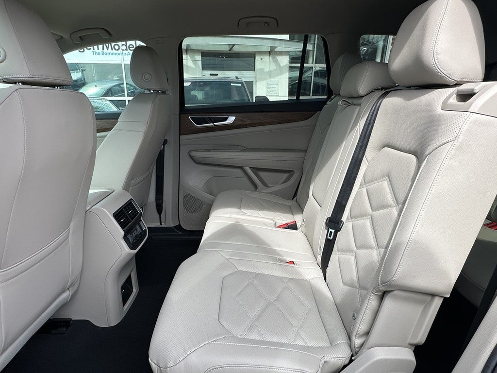 2026 Volkswagen Atlas 2.0T SE FWD