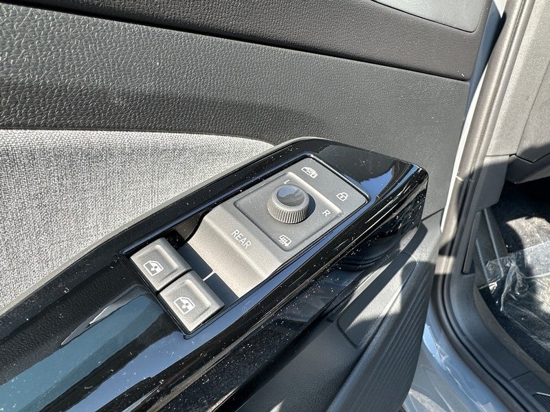 2025 Volkswagen ID.4 Pro AWD