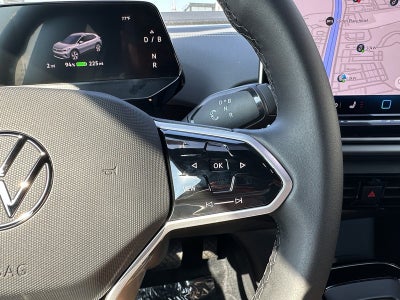 2025 Volkswagen ID.4 Pro AWD