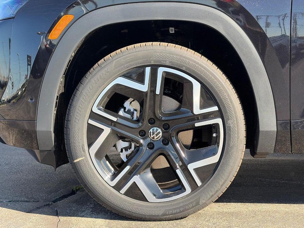 2027 Volkswagen Atlas SEL Premium R-Line 4MOTION