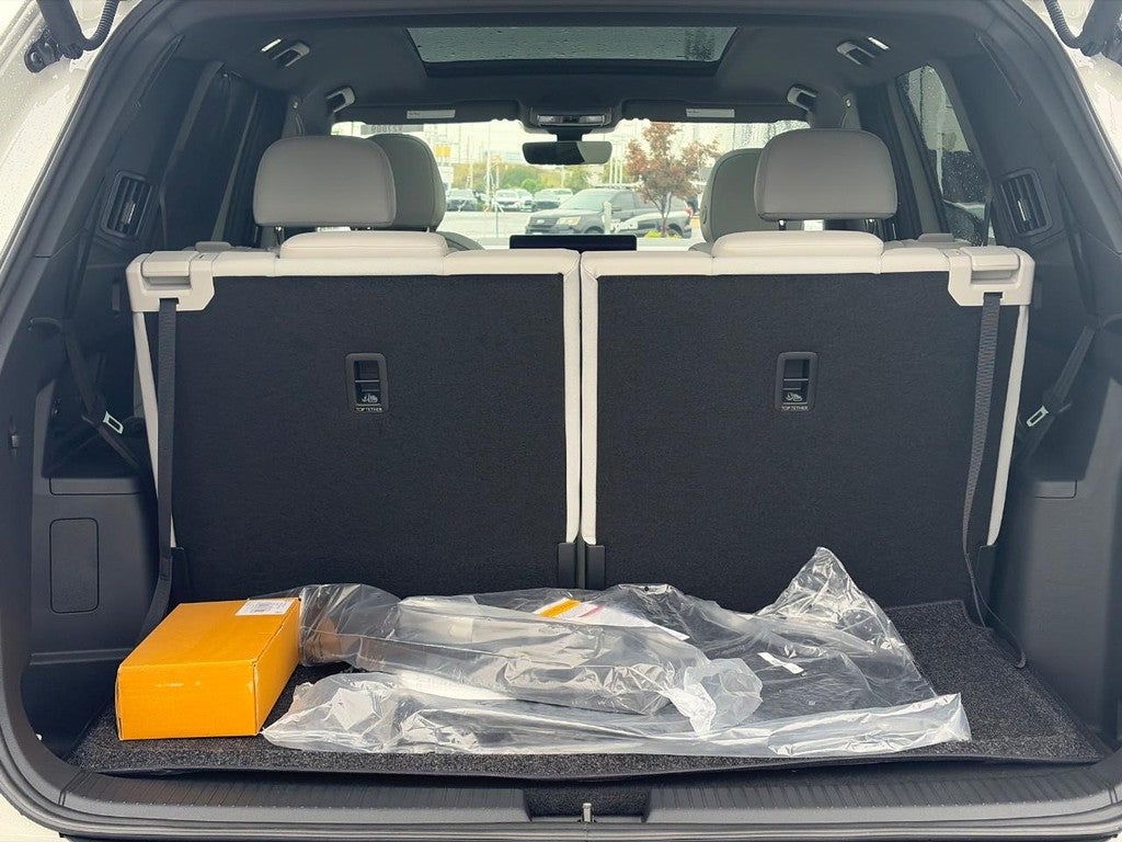 2027 Volkswagen Atlas SEL Premium R-Line 4MOTION