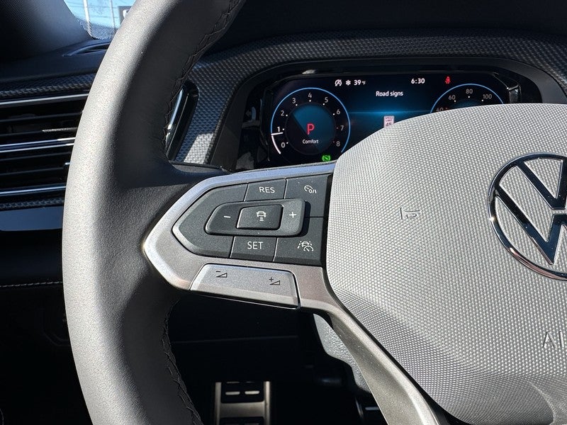 2026 Volkswagen Atlas Cross Sport 2.0T SEL Premium R-Line 4MOTION