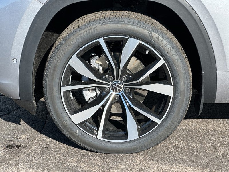 2026 Volkswagen Atlas Cross Sport 2.0T SEL Premium R-Line 4MOTION