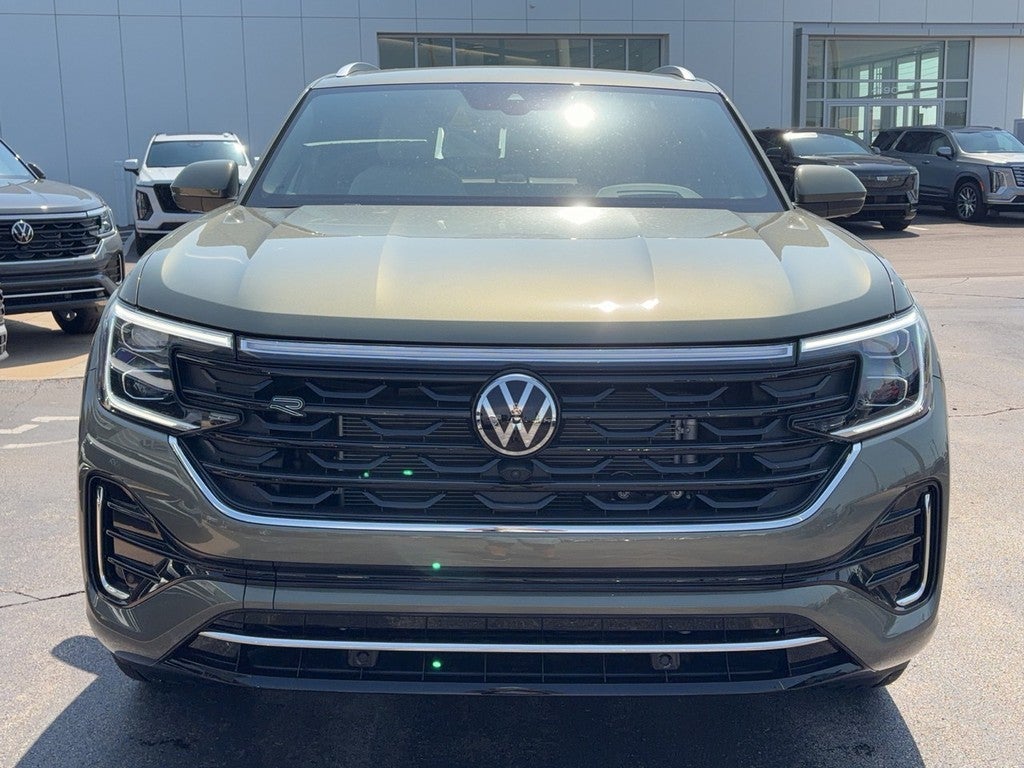 2026 Volkswagen Atlas Cross Sport 2.0T SEL Premium R-Line 4MOTION