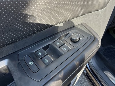 2026 Volkswagen Atlas Cross Sport 2.0T SEL Premium R-Line 4MOTION