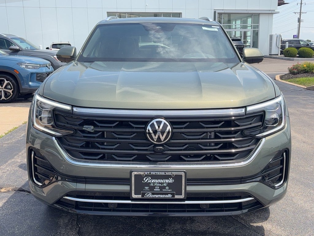 2026 Volkswagen Atlas Cross Sport 2.0T SEL Premium R-Line 4MOTION