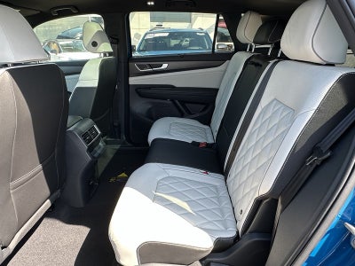 2025 Volkswagen Atlas Cross Sport 2.0T SEL Premium R-Line 4MOTION