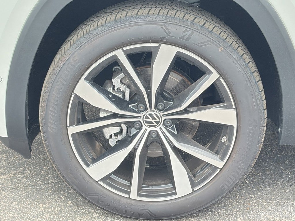 2026 Volkswagen Atlas 2.0T SEL Premium R-Line 4MOTION