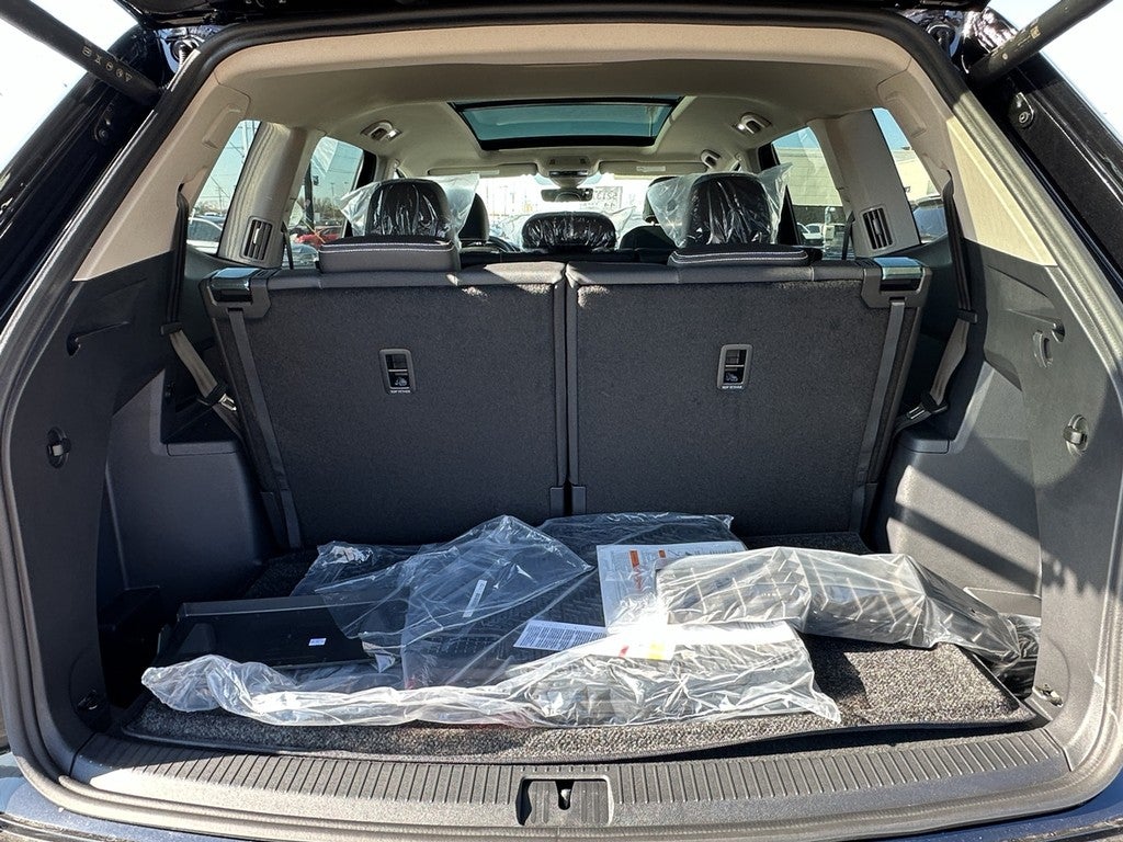 2026 Volkswagen Atlas 2.0T SEL Premium R-Line 4MOTION