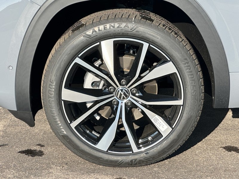 2026 Volkswagen Atlas 2.0T SEL Premium R-Line 4MOTION