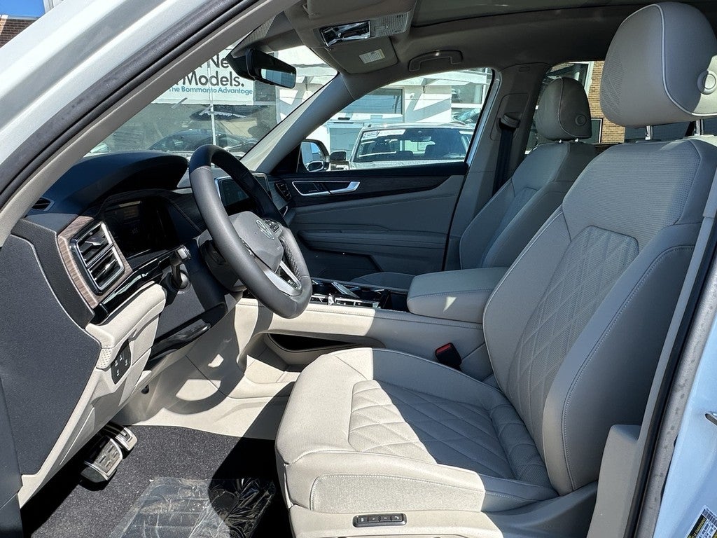 2026 Volkswagen Atlas 2.0T SEL Premium R-Line 4MOTION