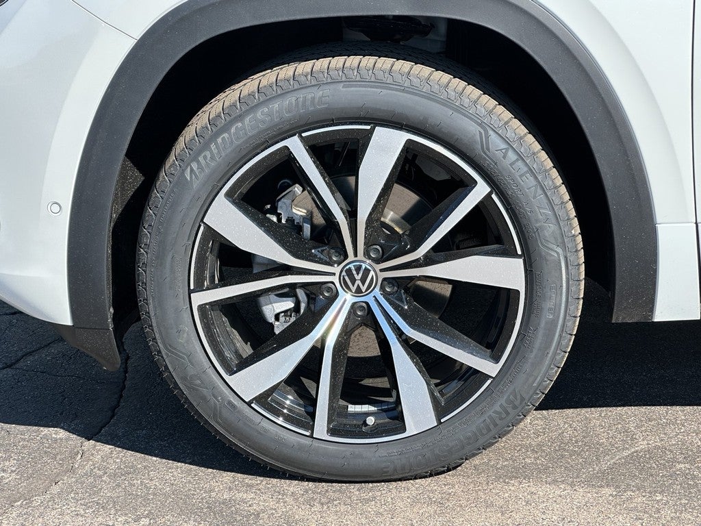 2026 Volkswagen Atlas 2.0T SEL Premium R-Line 4MOTION