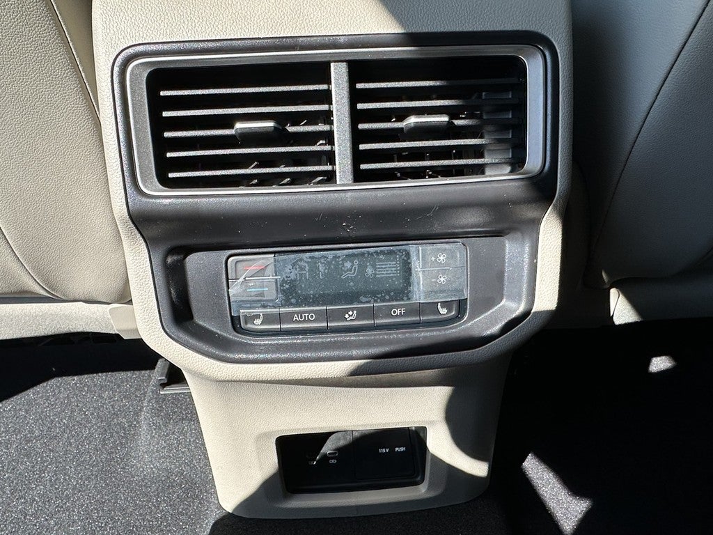 2026 Volkswagen Atlas 2.0T SEL Premium R-Line 4MOTION