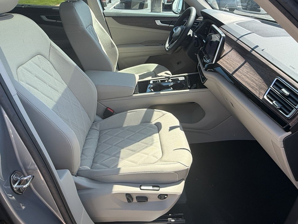 2026 Volkswagen Atlas 2.0T SEL Premium R-Line 4MOTION