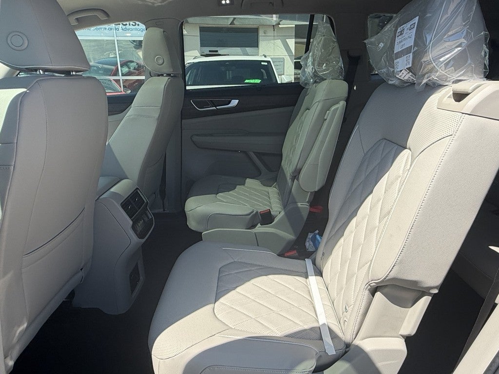 2026 Volkswagen Atlas 2.0T SEL Premium R-Line 4MOTION