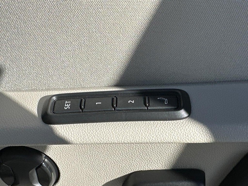 2026 Volkswagen Atlas 2.0T SEL Premium R-Line 4MOTION