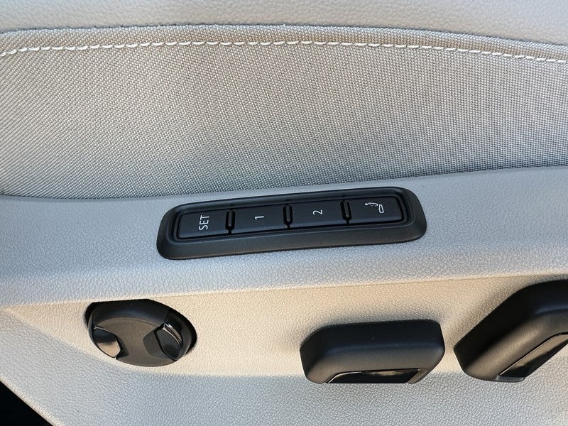 2026 Volkswagen Atlas 2.0T SEL Premium R-Line 4MOTION