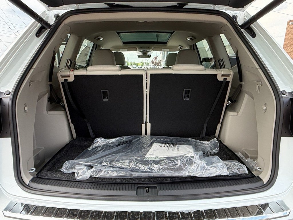 2026 Volkswagen Atlas 2.0T SEL Premium R-Line 4MOTION