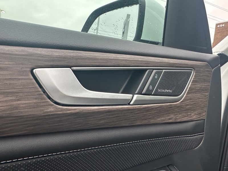 2026 Volkswagen Atlas 2.0T SEL Premium R-Line 4MOTION