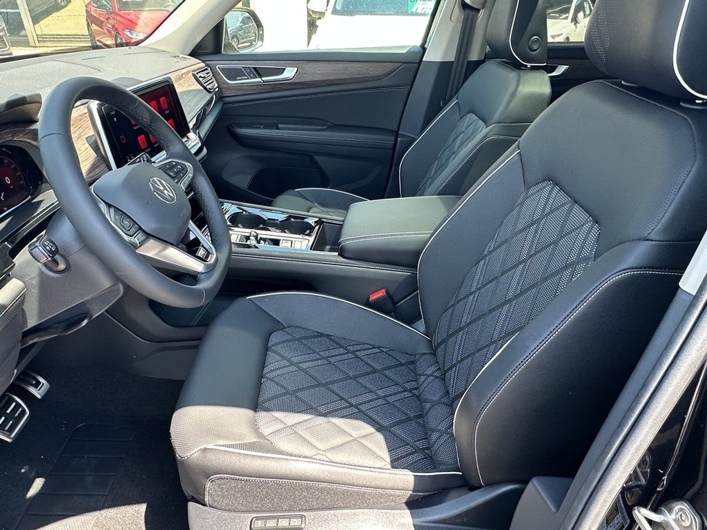 2026 Volkswagen Atlas 2.0T SEL Premium R-Line 4MOTION