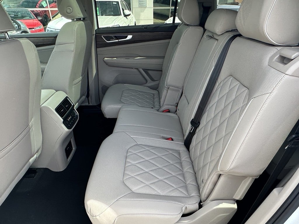 2026 Volkswagen Atlas 2.0T SEL Premium R-Line 4MOTION