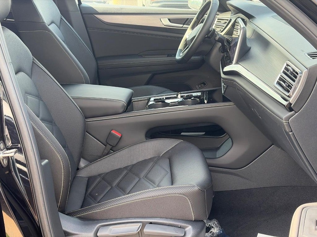 2026 Volkswagen Atlas Cross Sport 2.0T SE w/Technology 4MOTION