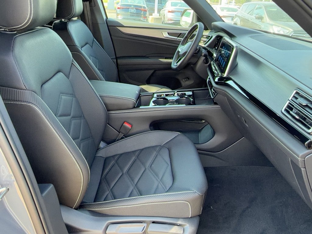 2026 Volkswagen Atlas Cross Sport 2.0T SE w/Technology 4MOTION