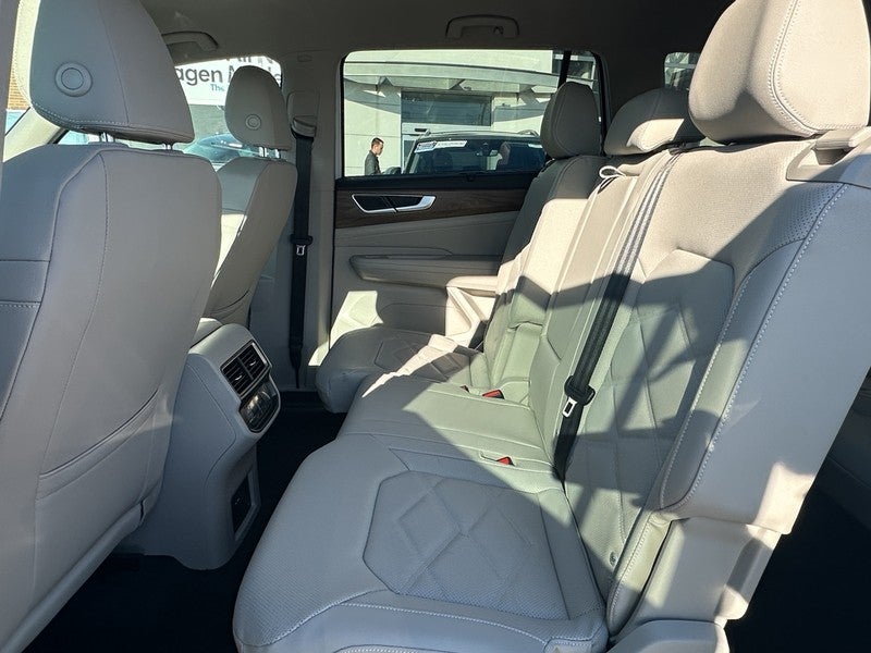 2026 Volkswagen Atlas 2.0T SE w/Technology 4MOTION