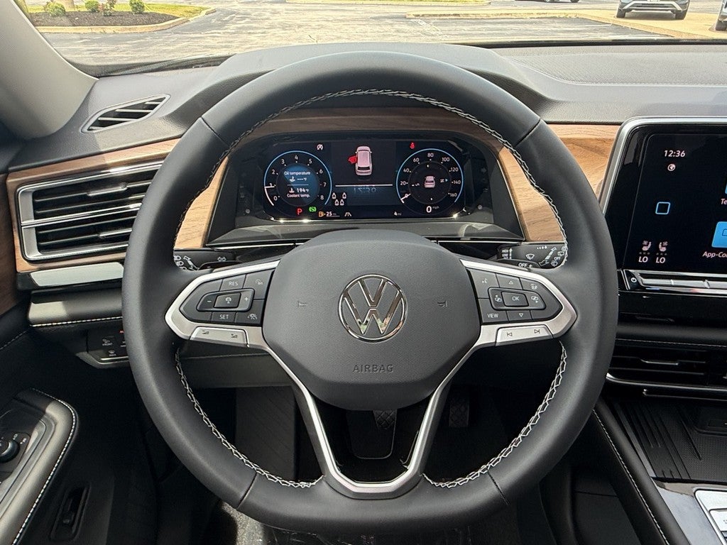 2026 Volkswagen Atlas 2.0T SE w/Technology 4MOTION