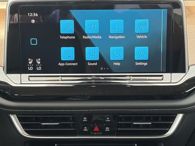 2026 Volkswagen Atlas 2.0T SE w/Technology 4MOTION