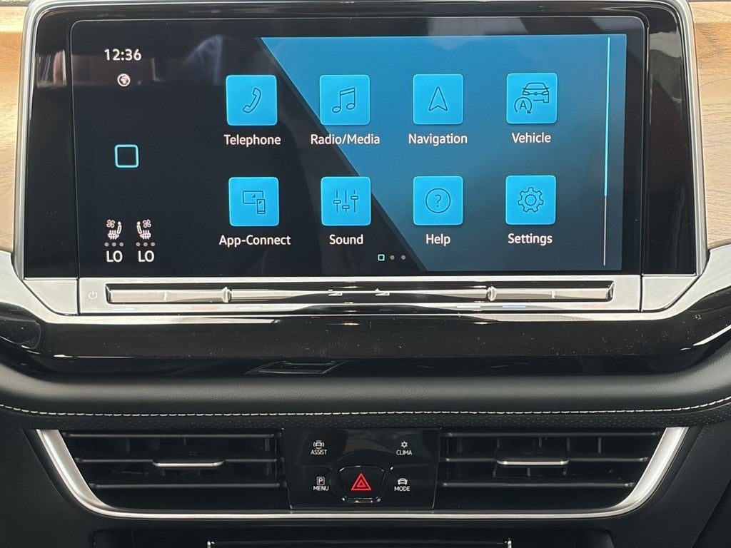 2026 Volkswagen Atlas 2.0T SE w/Technology 4MOTION