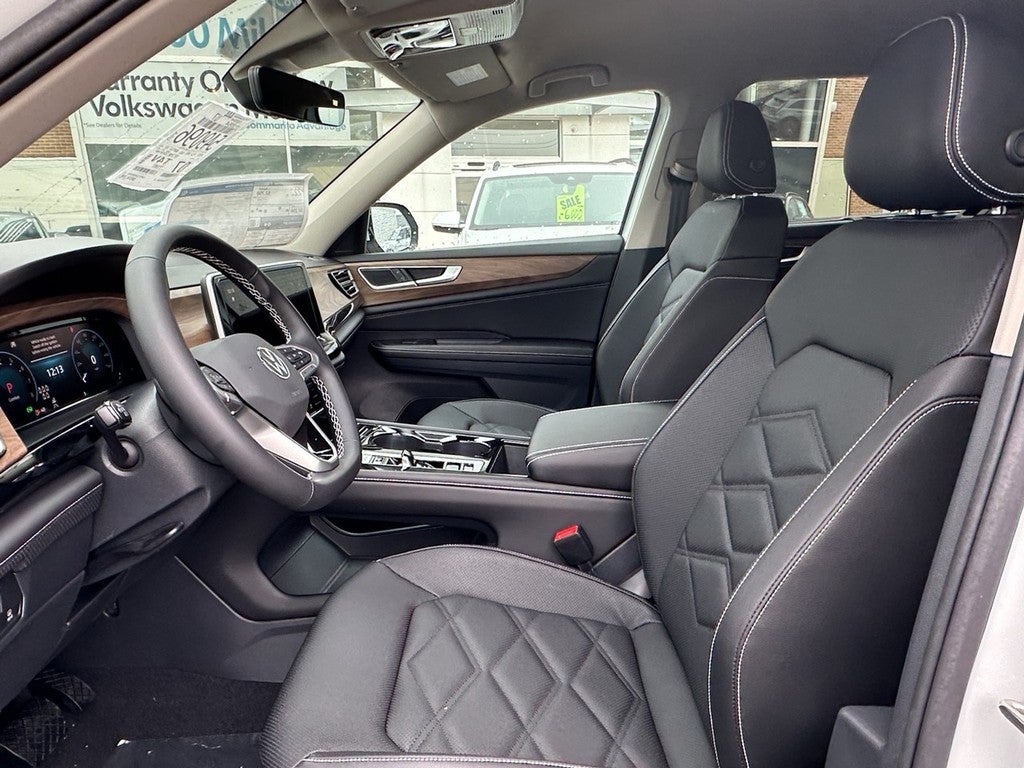 2026 Volkswagen Atlas 2.0T SE w/Technology 4MOTION