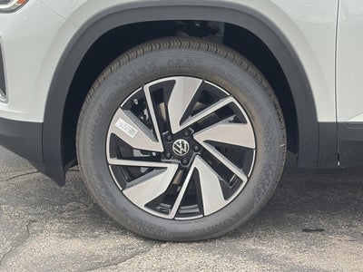 2026 Volkswagen Atlas 2.0T SE w/Technology 4MOTION