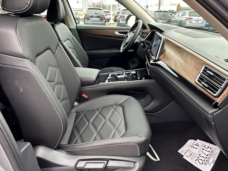 2026 Volkswagen Atlas 2.0T SE w/Technology 4MOTION